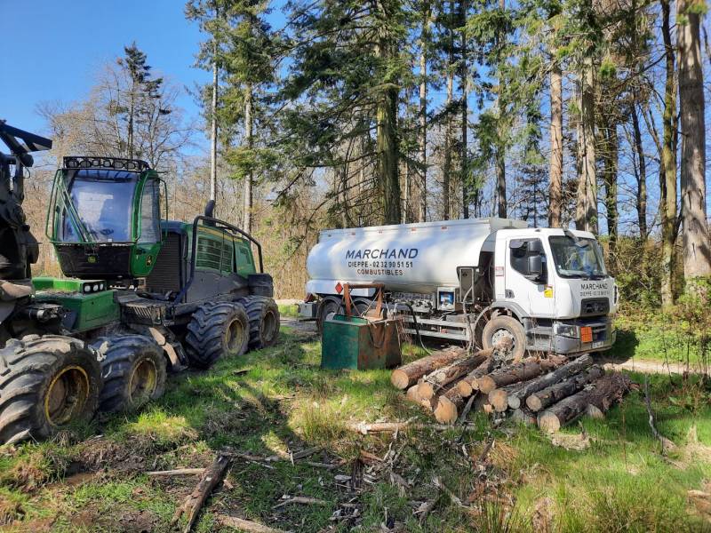 Livraison de GNR qualité supérieur pour des travaux forestiers sur site en forêt 76